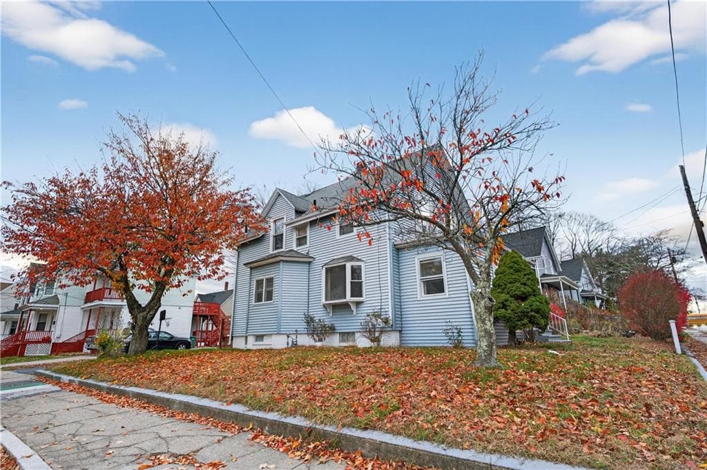 93 parker Street - Photo 3