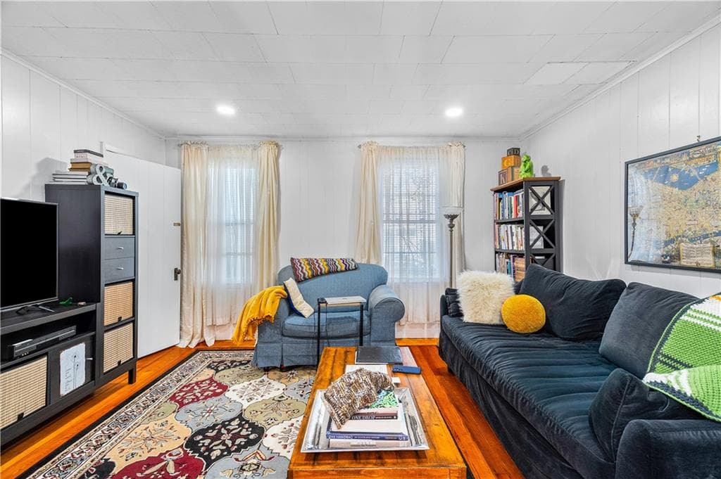 1548 Smith Street - Photo 5