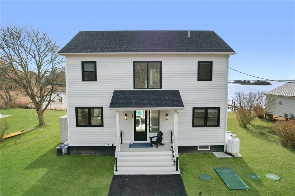 38 Beach Drive - Photo 2