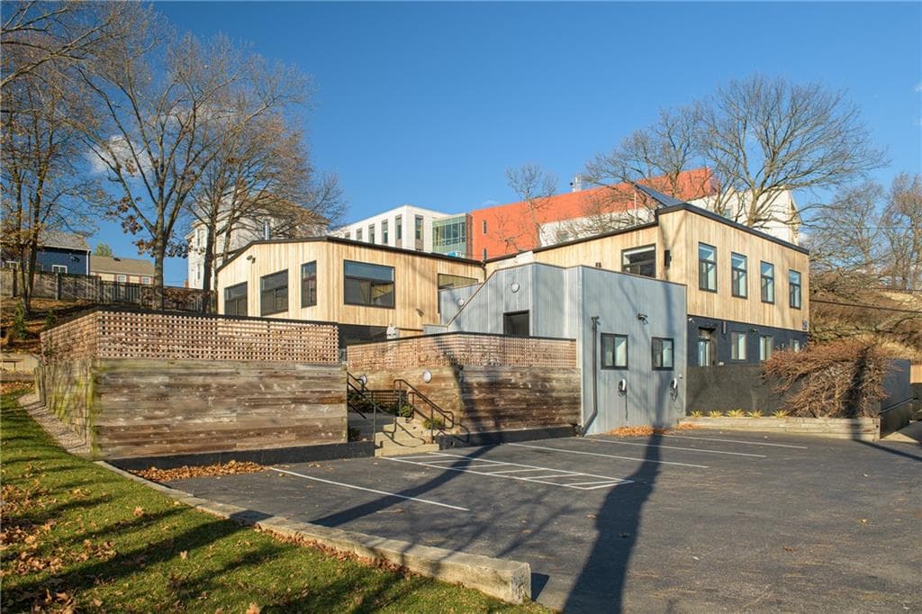 28 Wolcott Street - Photo 2