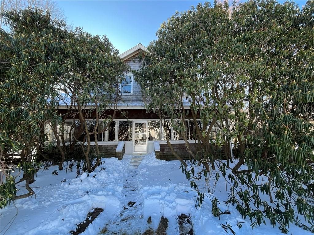 127 Longfellow Road - Photo 1