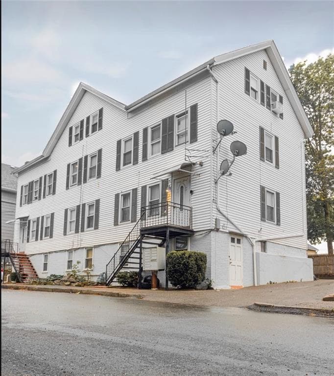 53 School Street - Photo 1