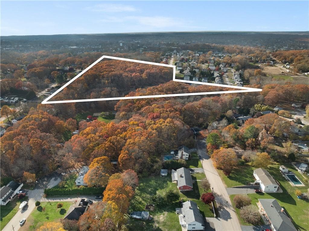 0 Off Iroquois Avenue - Photo 1