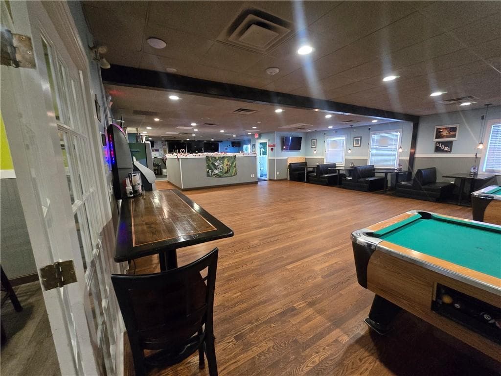 48 lincoln Street - Photo 2