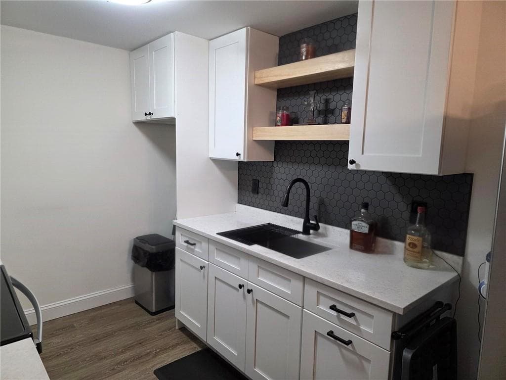 36 Cowesett Avenue #5 - Photo 4