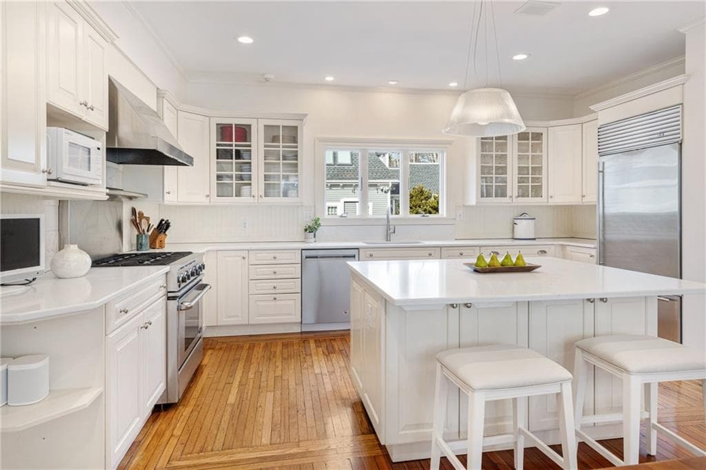 100 Coggeshall Avenue