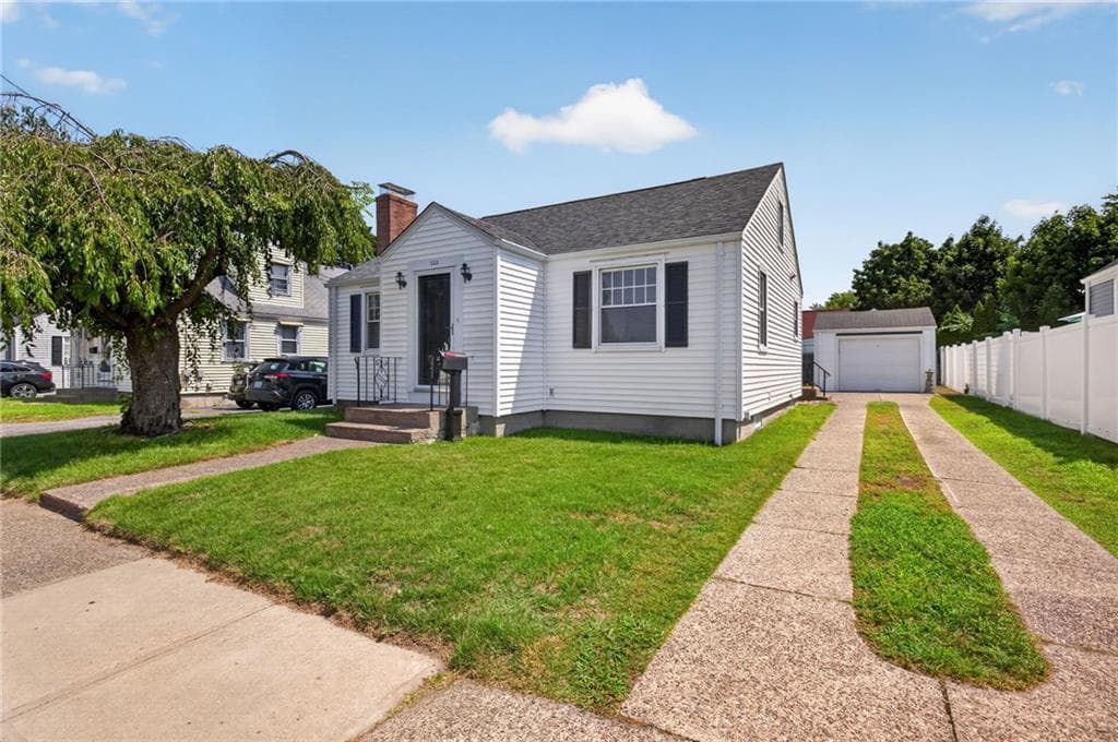 122 Dewey Avenue - Photo 2
