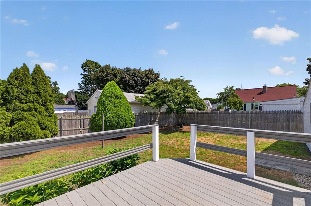 122 Dewey Avenue - Photo 3