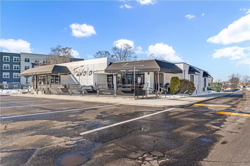 2099 Post Road - Photo 2