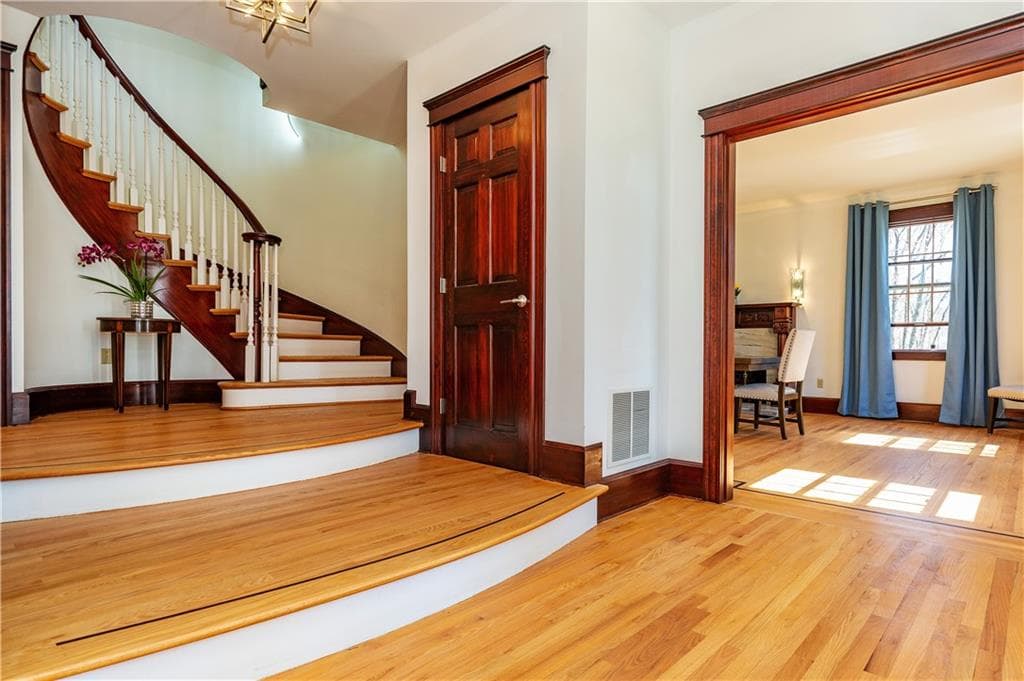 73 Nottingham Drive - Photo 5