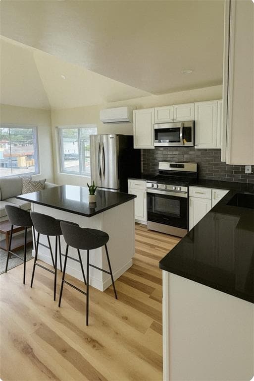 458 Smithfield Avenue - Photo 2