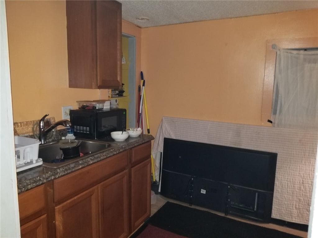 187 Boyden Street - Photo 4