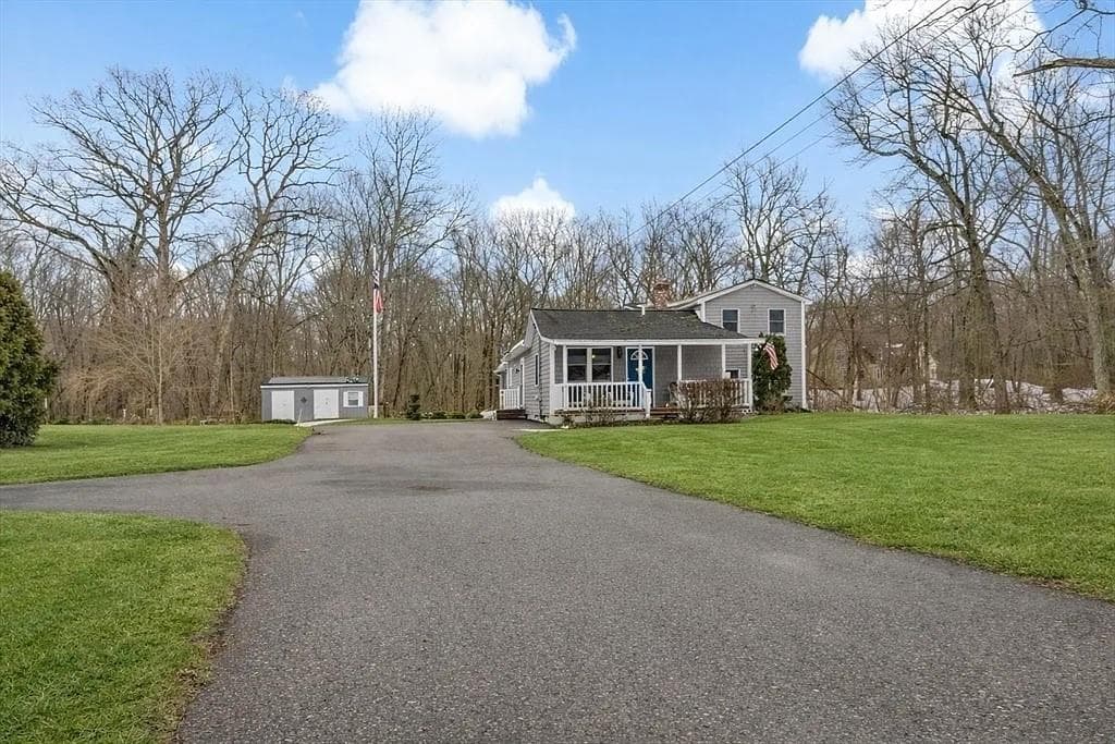 702 Arcade Avenue - Photo 2