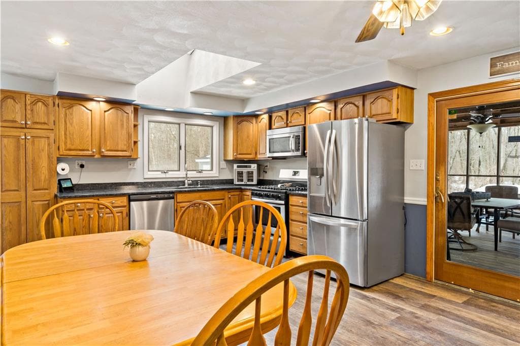 702 Arcade Avenue - Photo 5