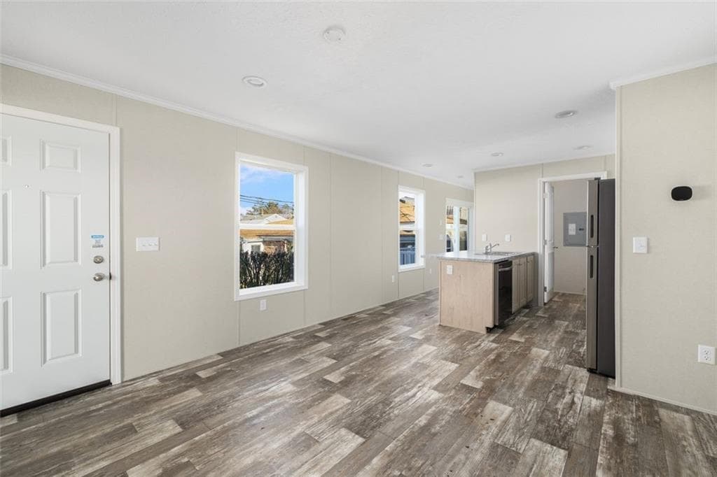 38 Lowell Avenue - Photo 4