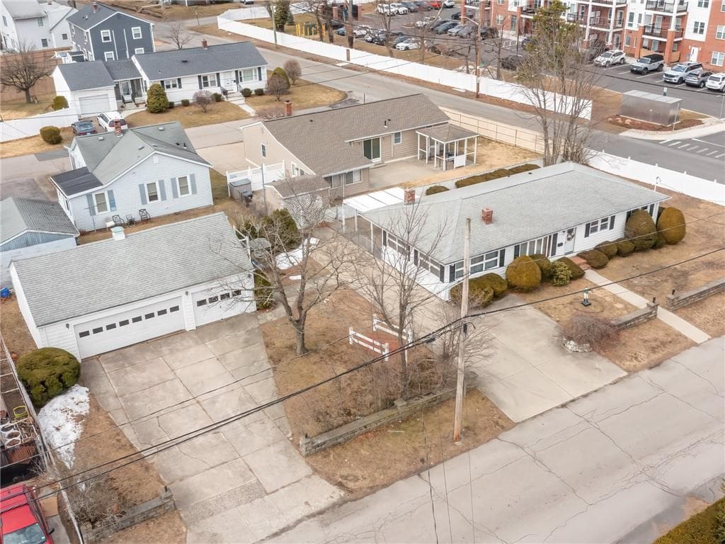 106 Coyle Avenue - Photo 4