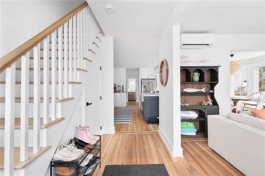 69 Connection Street - Photo 4