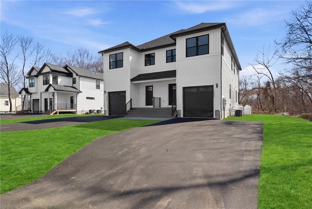 142 Fisher Street #B - Photo 3