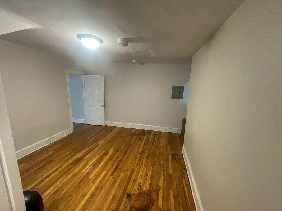 10 Clark Avenue - Photo 4