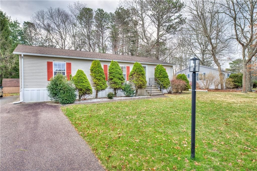 281 Leisure Drive - Photo 3