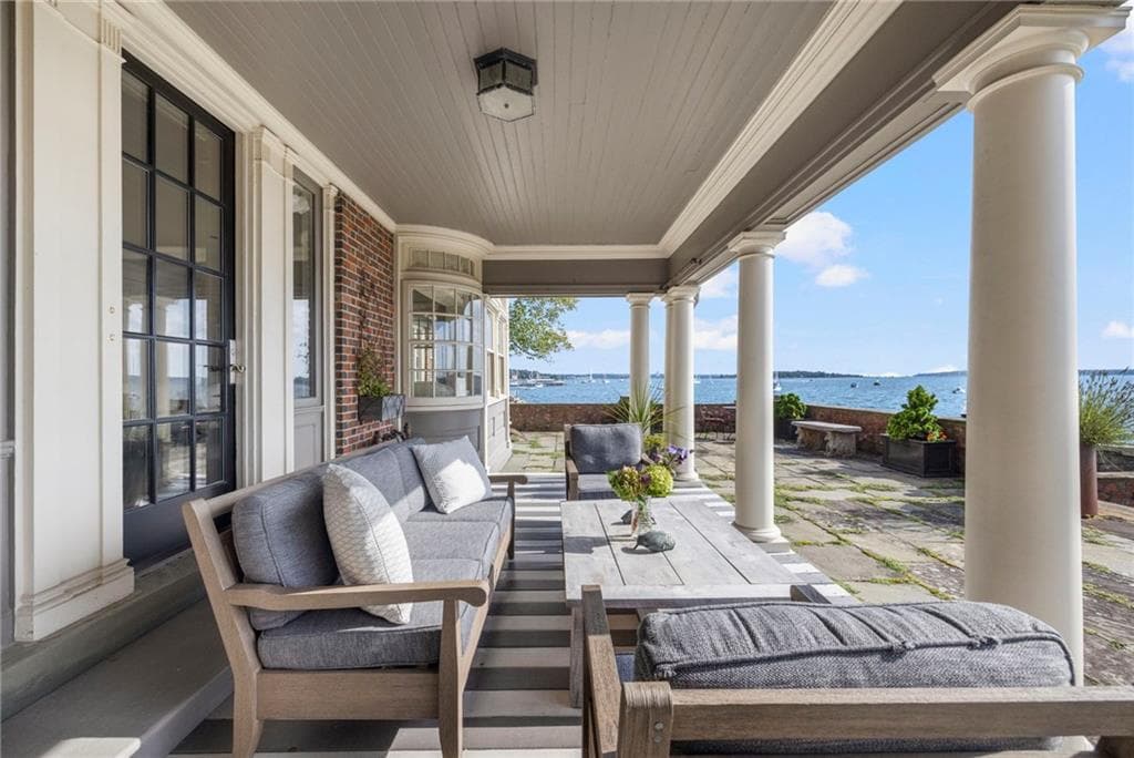 221 Hope Street #2 - Photo 1