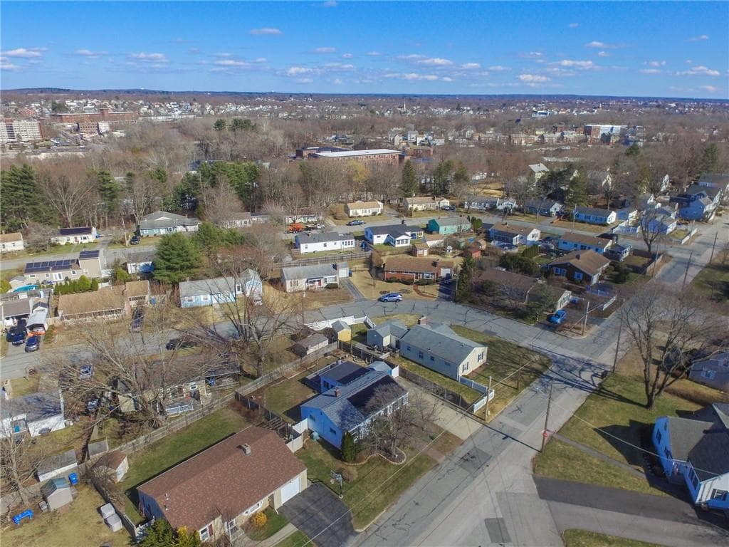 153 Grove Street - Photo 3