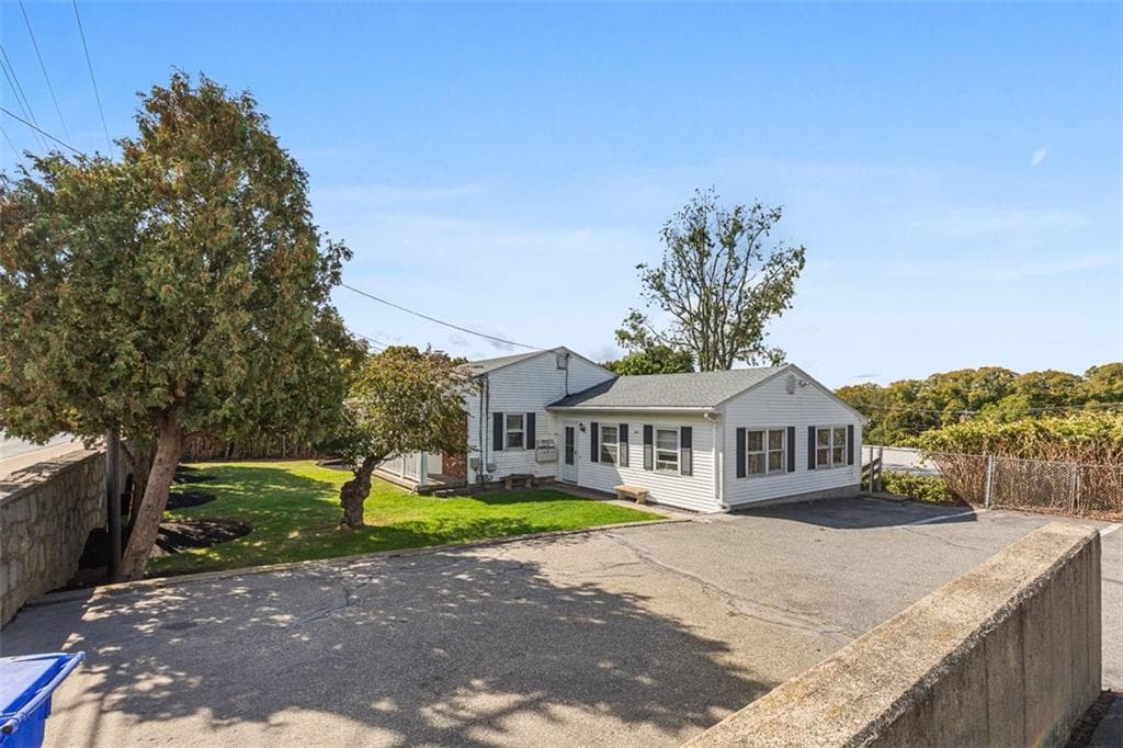 3421 Pawtucket Avenue #2 - Photo 3