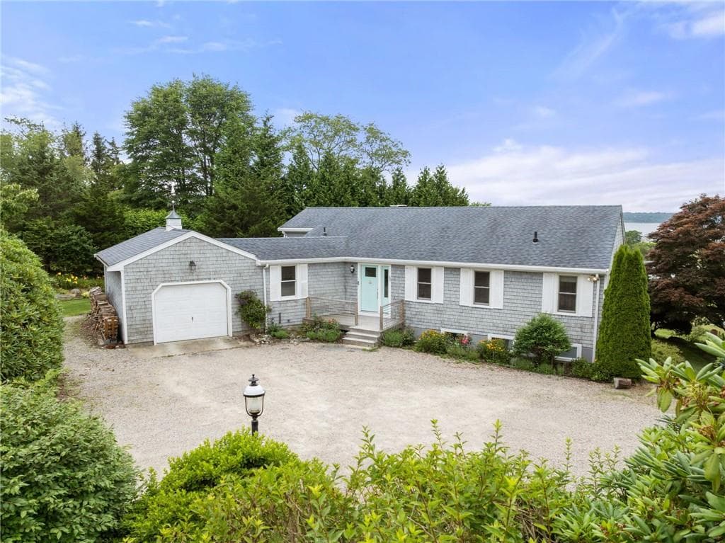 55 West Main Road - Photo 5