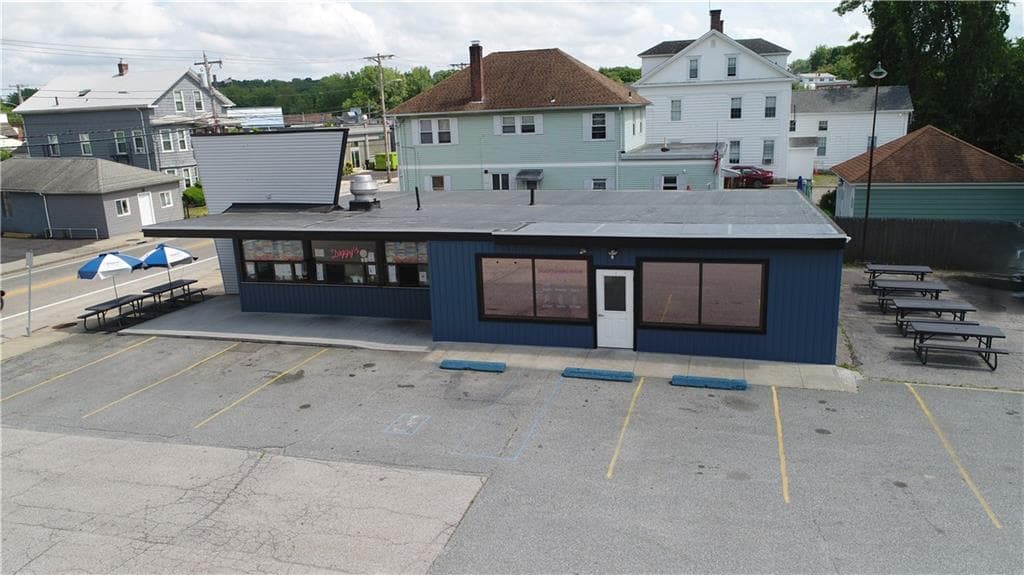 923 Main Street - Photo 3