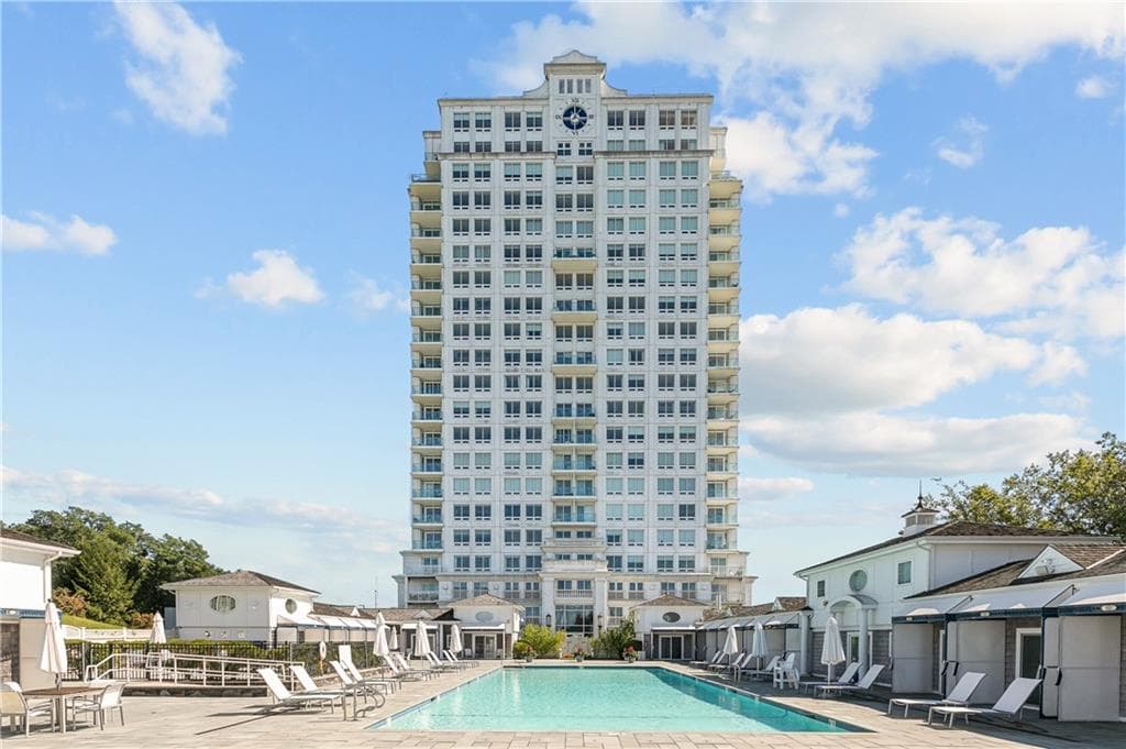 1 Tower Drive #604 - Photo 2