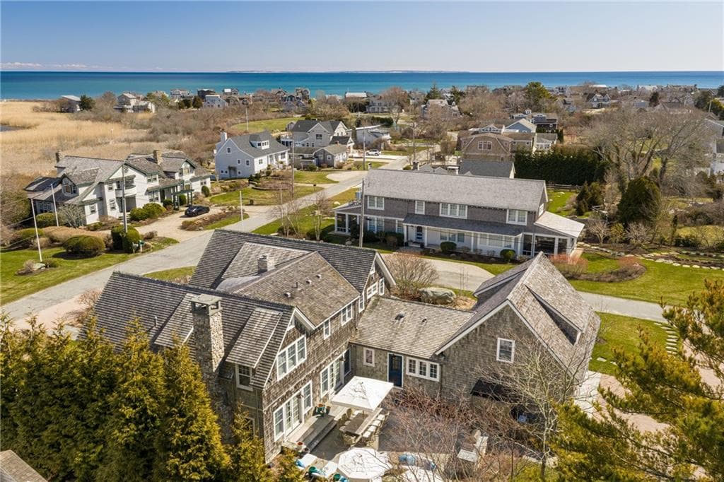 31 Ninigret Avenue - Photo 3