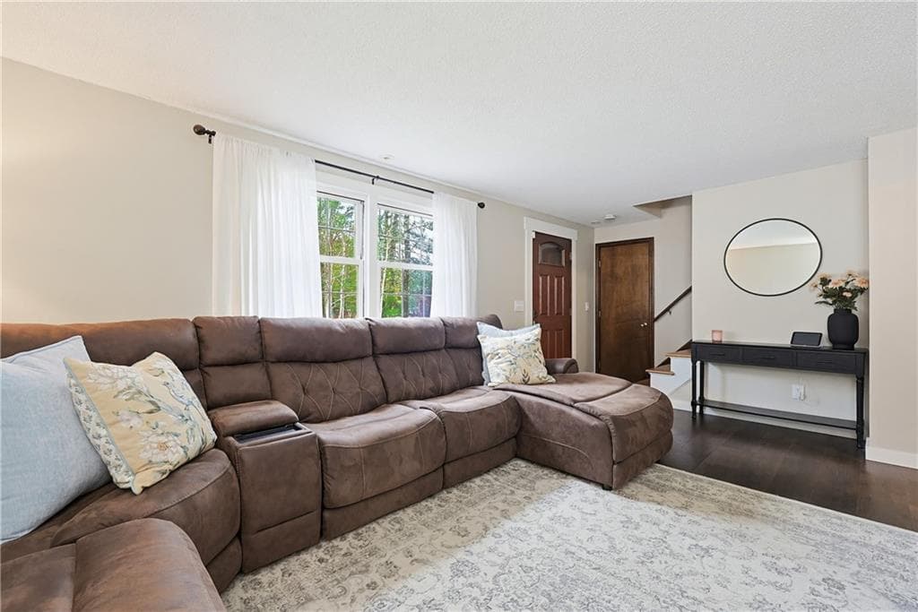 1187 South Precinct Street - Photo 2