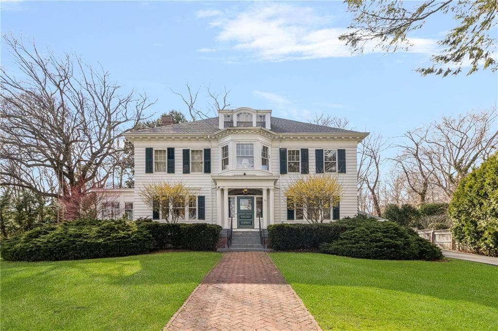 291 Spencer Avenue - Photo 1