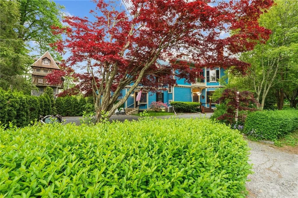 43 Old Beach Road - Photo 2