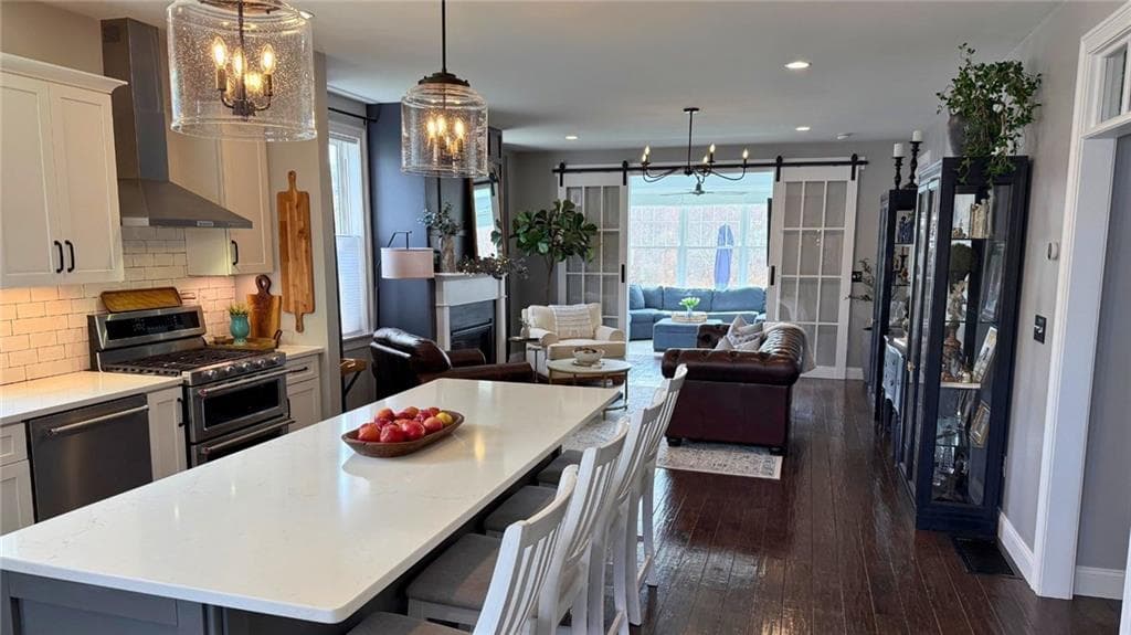 109 Sophia Drive - Photo 4