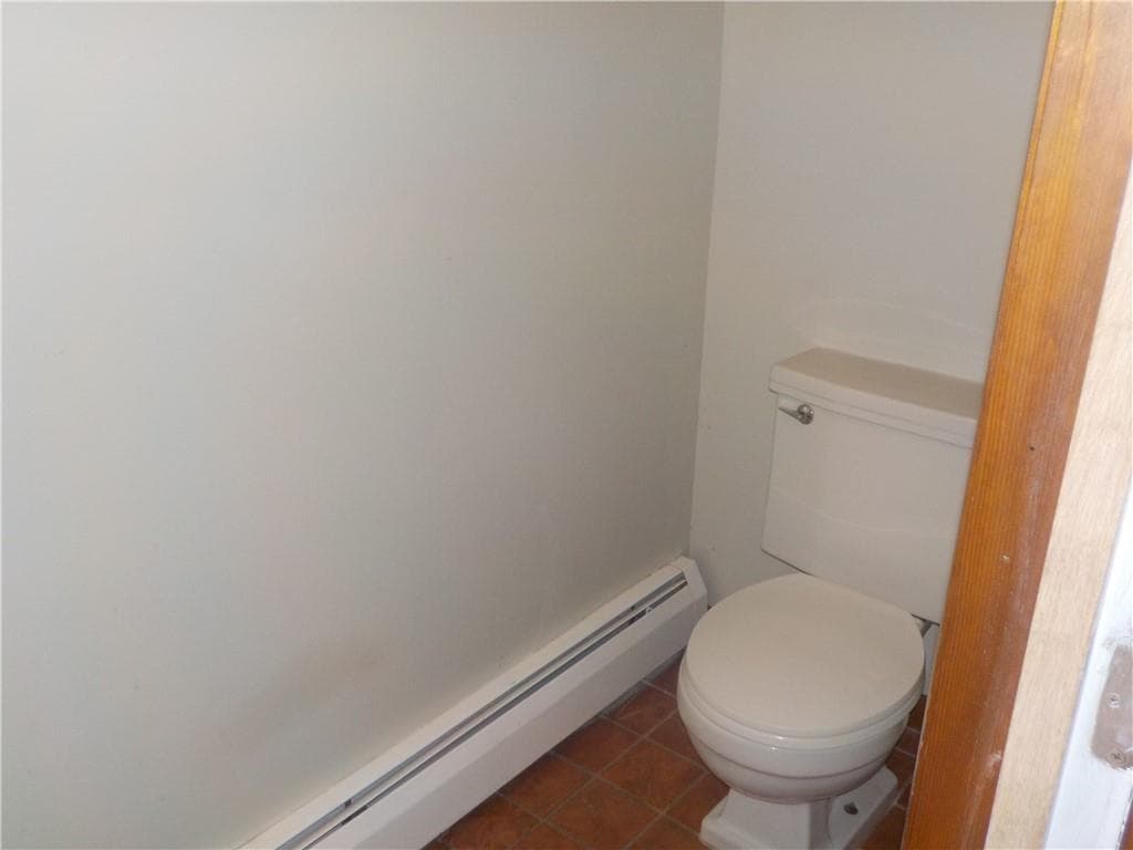 1087 Park Avenue - Photo 4