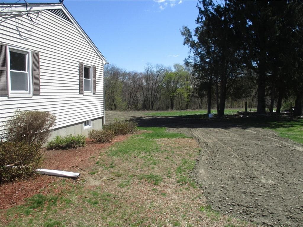 1067 Bark Street - Photo 3