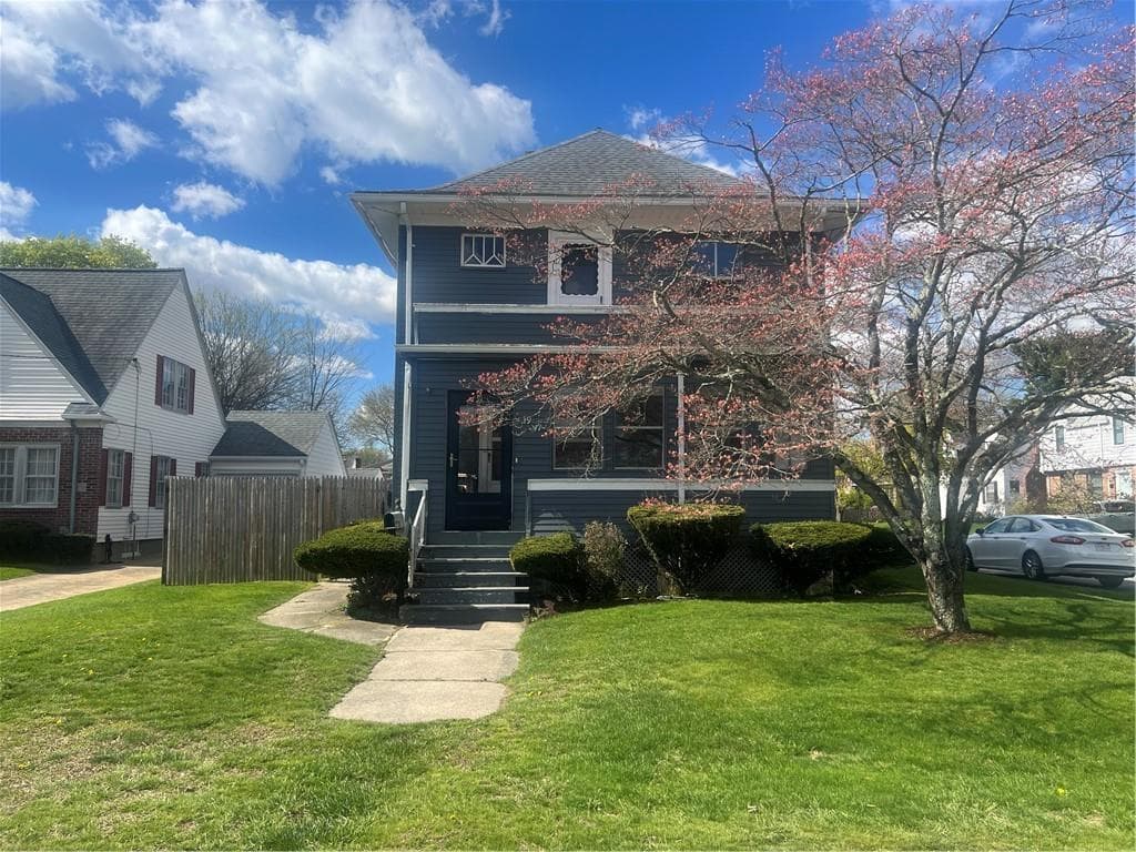 17 Forest Avenue - Photo 2