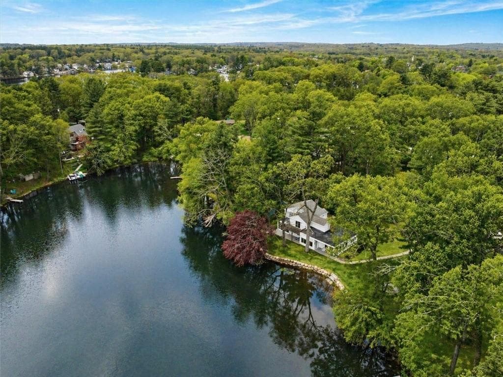 24 Breezy Knoll Road - Photo 3