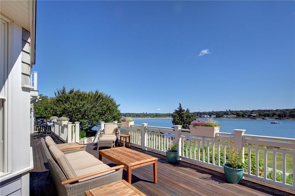 115 Beavertail Road - Photo 5
