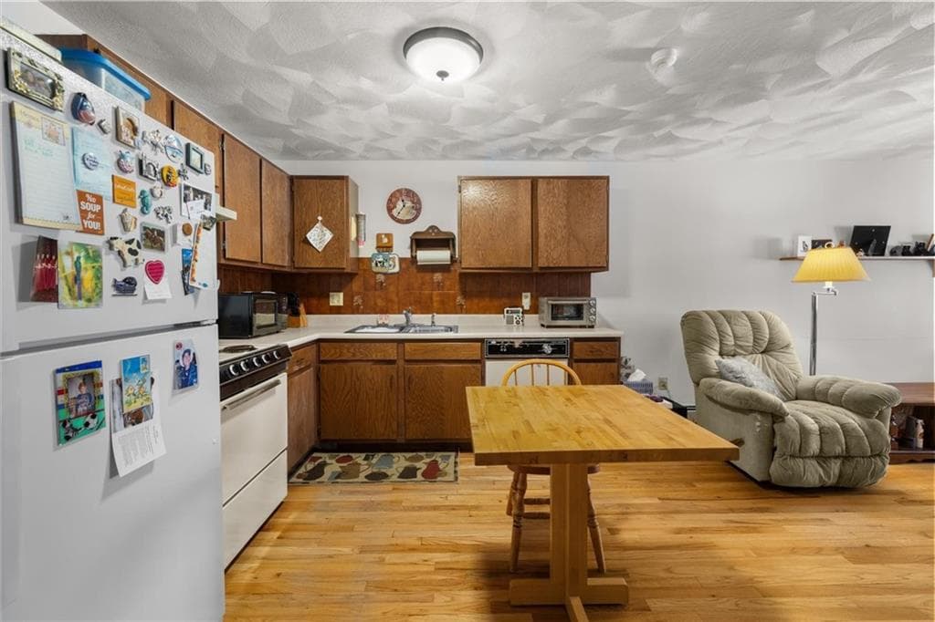 569 Smithfield Road #24 - Photo 4