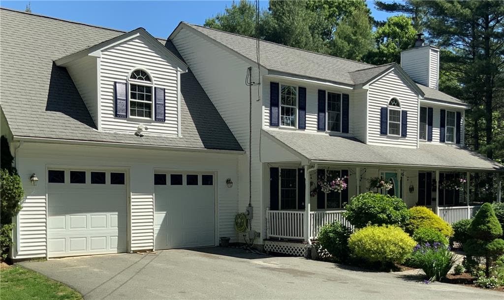 299 ROBIN HOLLOW Road - Photo 1