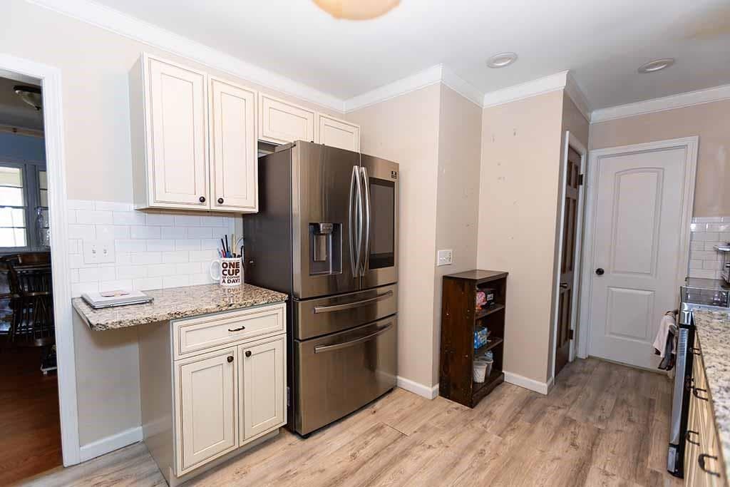 213 Hartford Pike - Photo 4