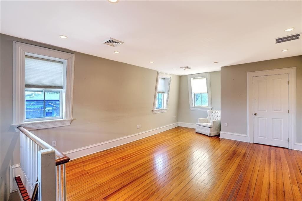 225 Carpenter Street #3 - Photo 3