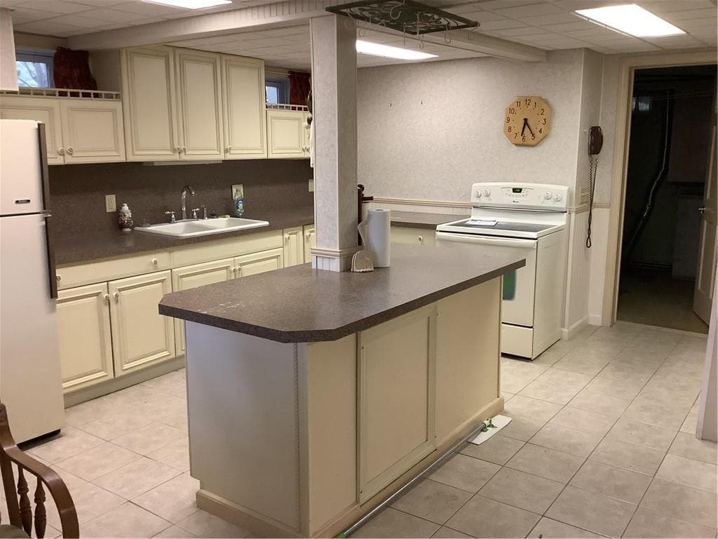 200 Waterman Lake Drive - Photo 2