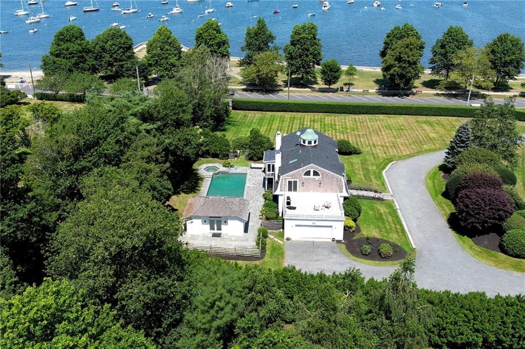 1 Harborview Drive - Photo 3