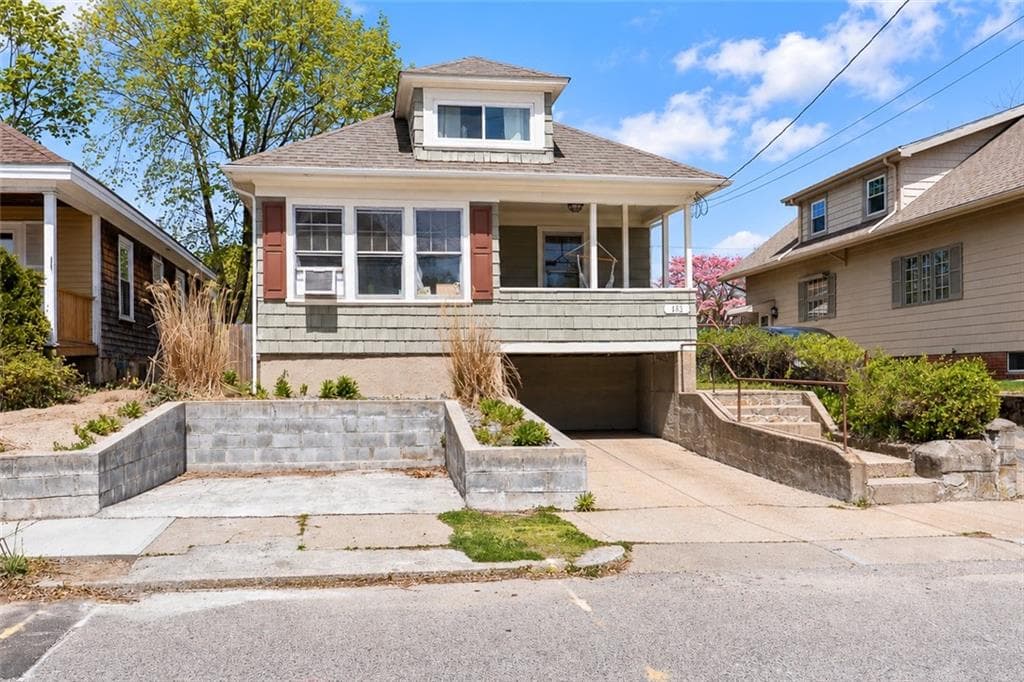 183 Narragansett Street
