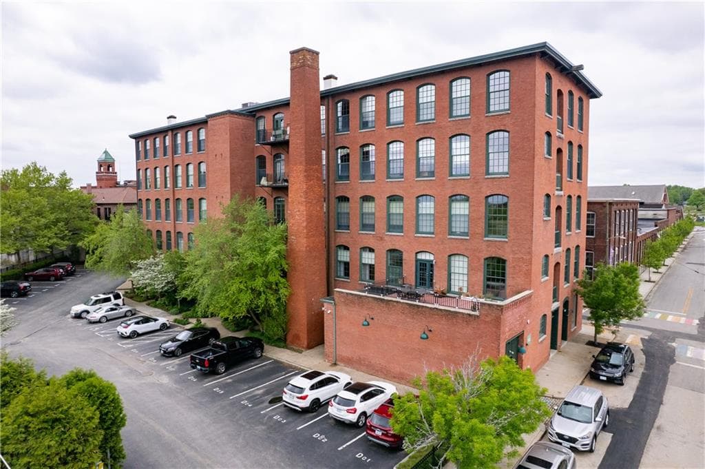 28 Bayley Street #301 - Photo 4