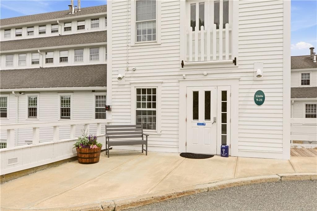 40 Web Avenue #11 - Photo 5