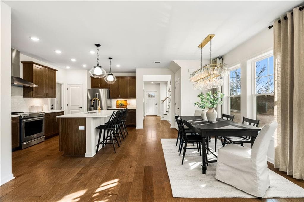 56 East Point Drive - Photo 4